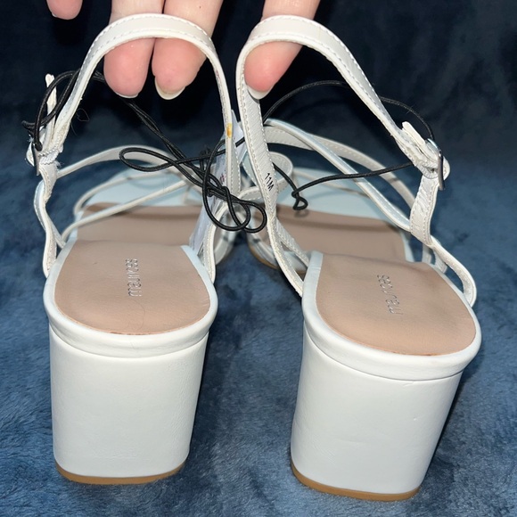 White strappy block heels NWT - Picture 2 of 5